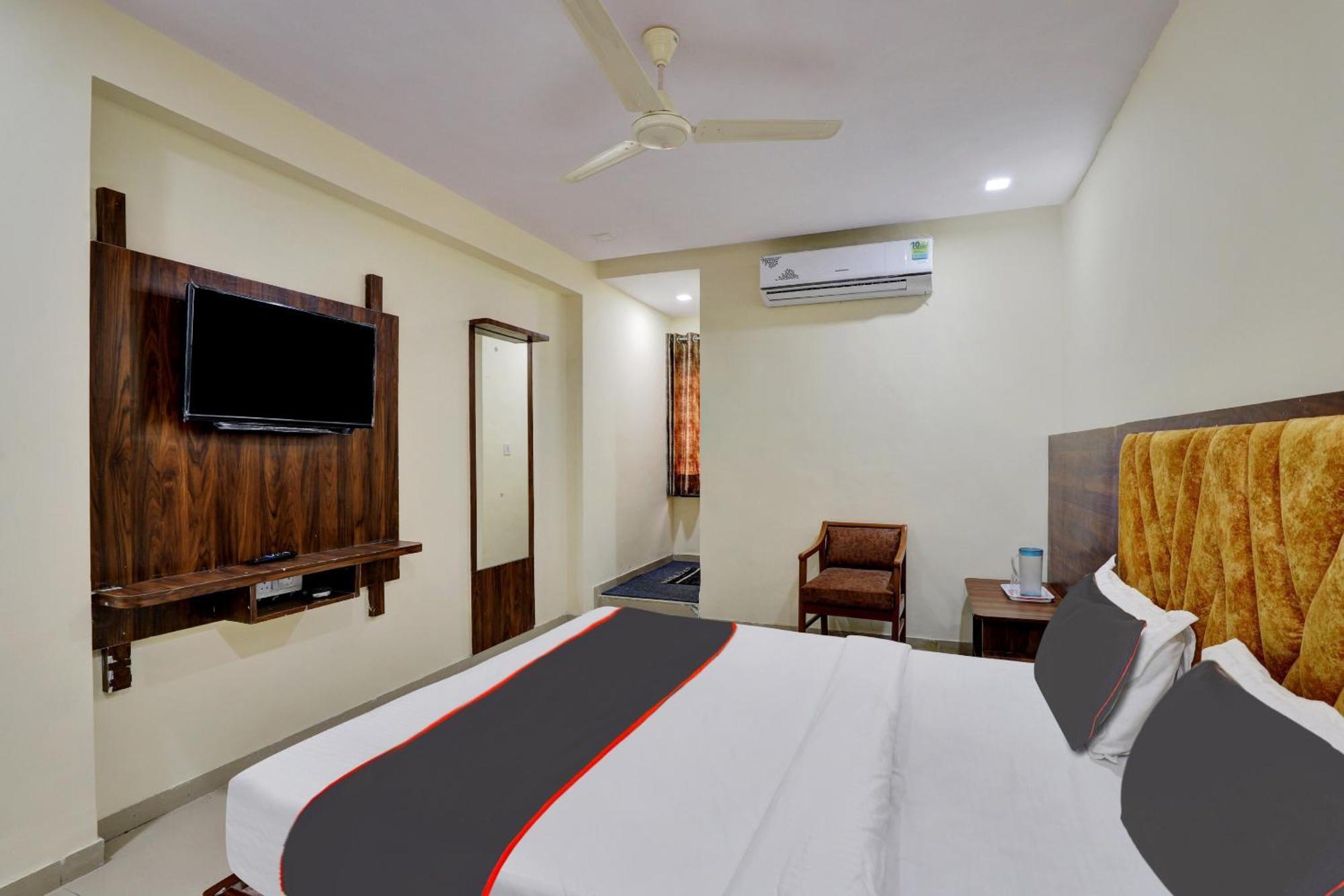 Hotel O Neelkamal Ahmedabad Eksteriør billede