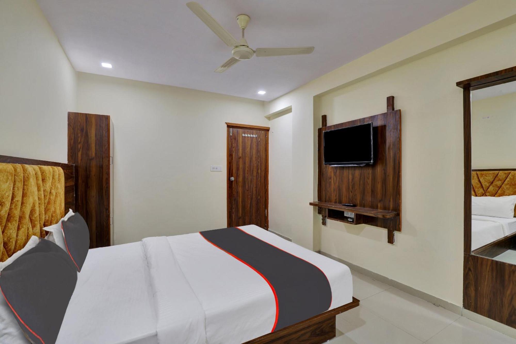 Hotel O Neelkamal Ahmedabad Eksteriør billede